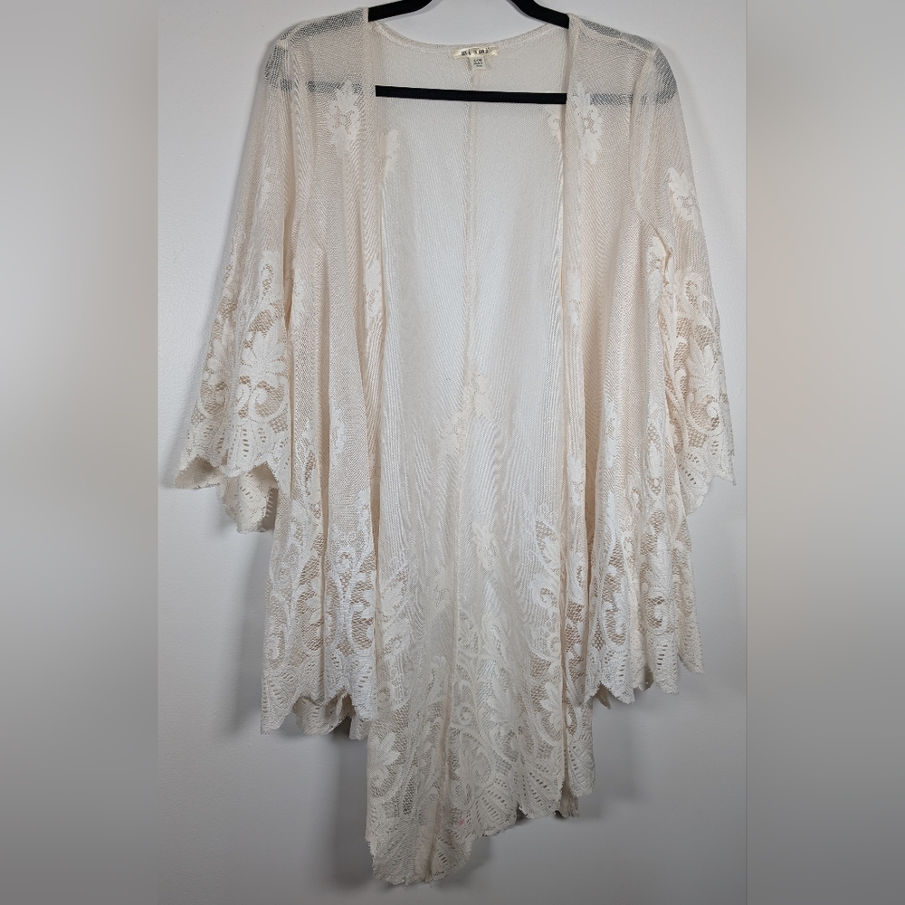 Elegant Cream Lace Kimono Miami Brand S/M - Picture 6 of 6